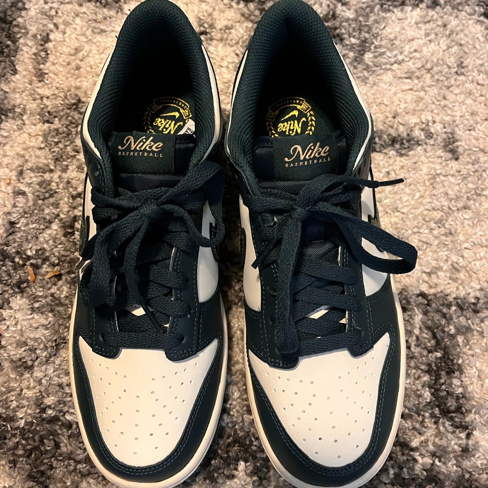Nike Men's Dark Green and White Sneakers
